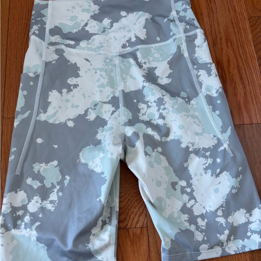 * | The North Face | biker shorts. Size L. - Picture 3 of 7